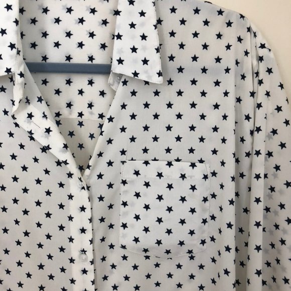 White button down with Navy Stars and pocket - Picture 2 of 3
